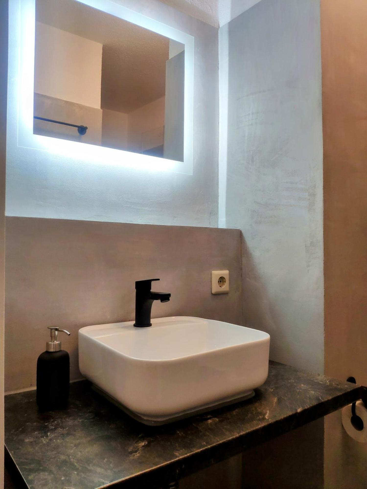 Deluxe Apartment In Der Stadt Freiburg Esterno foto